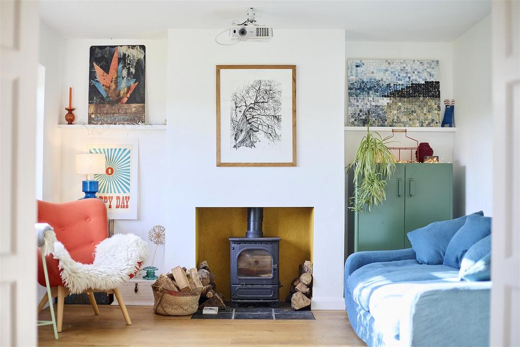 14 Heath View 1.jpg