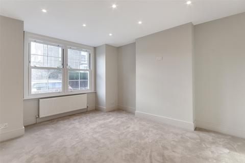 3 bedroom end of terrace house for sale, The Street, Horton Kirby, Kent, DA4
