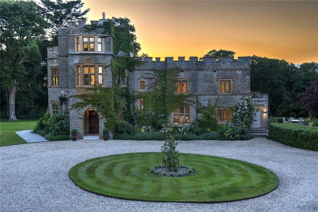 Hilfield Manor