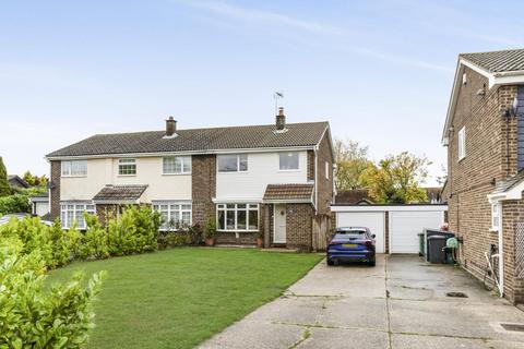 54 Barryfields, Shalford, Braintree, CM7 5HJ