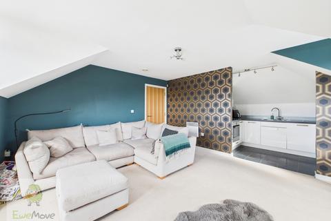 22 Alisander Close, Snodland, ME6 5SH