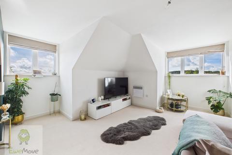 22 Alisander Close, Snodland, ME6 5SH