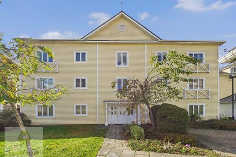 22 Alisander Close, Snodland, ME6 5SH