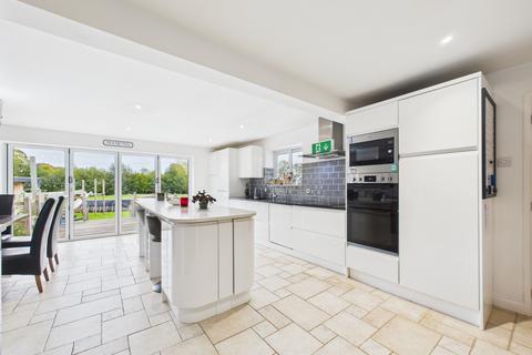 undefined, New Road, Little London, RG26
