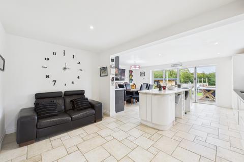 undefined, New Road, Little London, RG26
