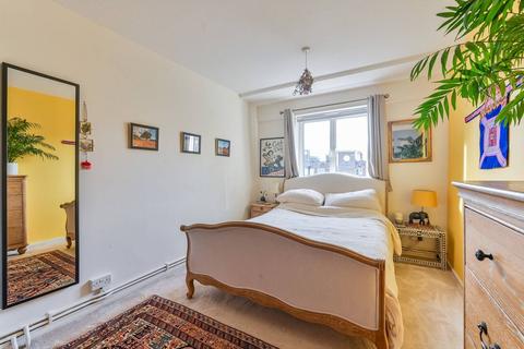 2 bedroom flat for sale, Kilburn Gate, NW6, Kilburn, London, NW6