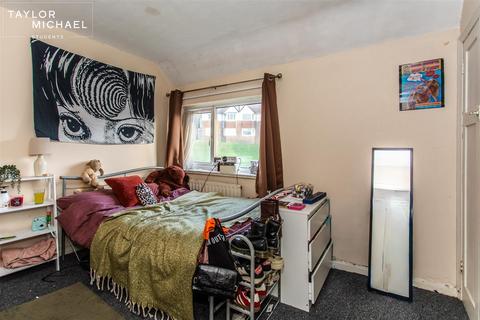 5 bedroom semi-detached house to rent, Hillside, Brighton