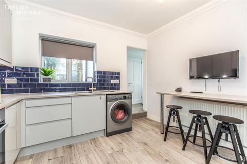 3 bedroom flat to rent, Buller Road, Brighton