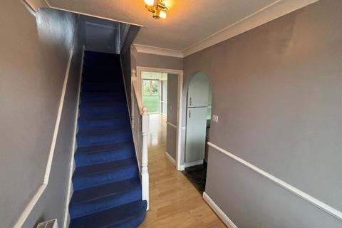 2 bedroom flat for sale, 60A Edgewood Drive, Orpington, Kent, BR6 6LH