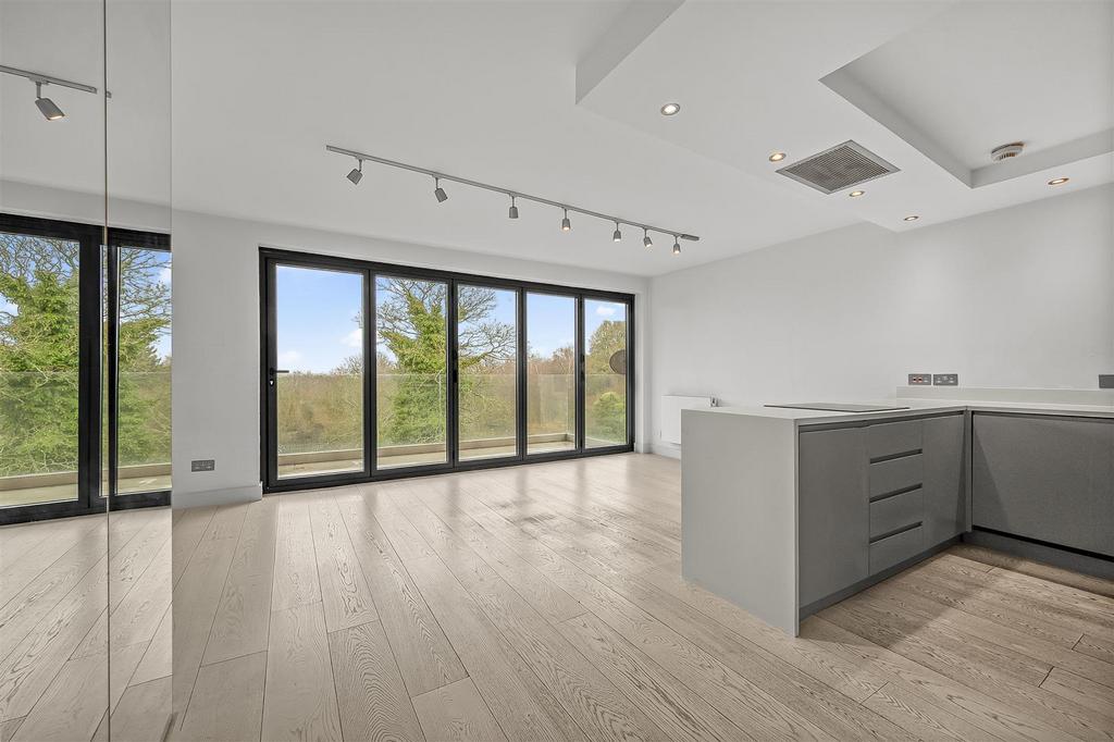 Kitchen3.jpg