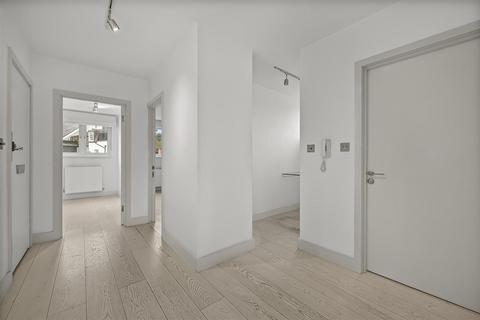 2 bedroom apartment to rent, Vale Of Health, Hampstead, NW3