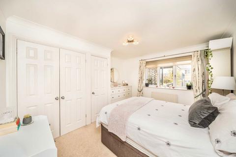 1 bedroom flat for sale, Rubens Place, London SW4