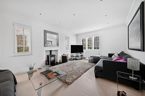 undefined, Merrow Place, Surrey GU4