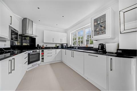 undefined, Merrow Place, Surrey GU4