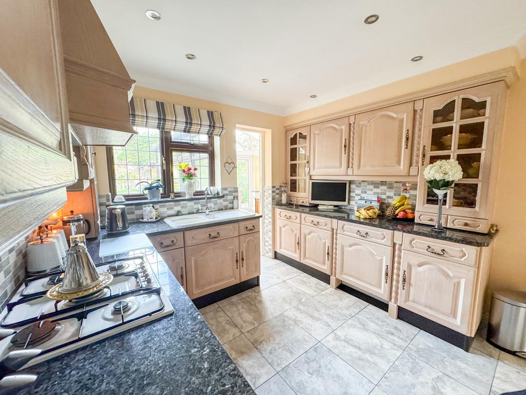 Kitchen2