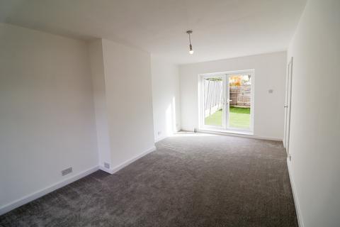 3 bedroom mews for sale, Queens Drive, Glossop SK13