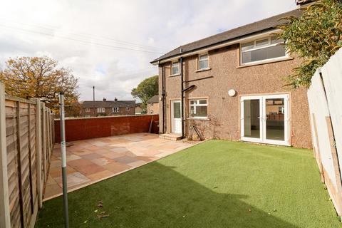 undefined, Queens Drive, Glossop SK13