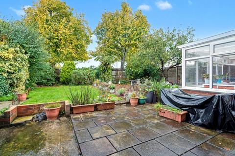 undefined, Coombe Hill Crescent, Oxfordshire OX9
