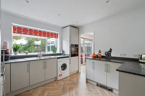 undefined, Coombe Hill Crescent, Oxfordshire OX9