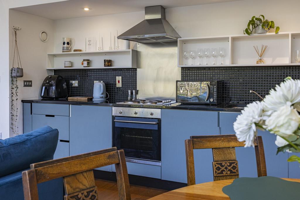 33-web-or-mls-145 Albion Street Flat 1.9 4