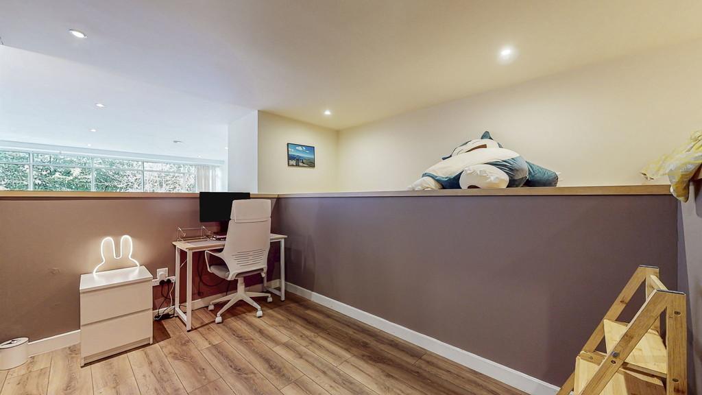 42-web-or-mls-145 Albion Street Flat 1.9 42