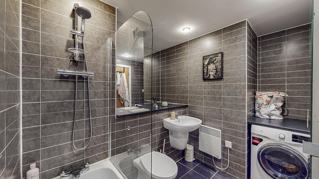 47-web-or-mls-145 Albion Street Flat 1.9 41