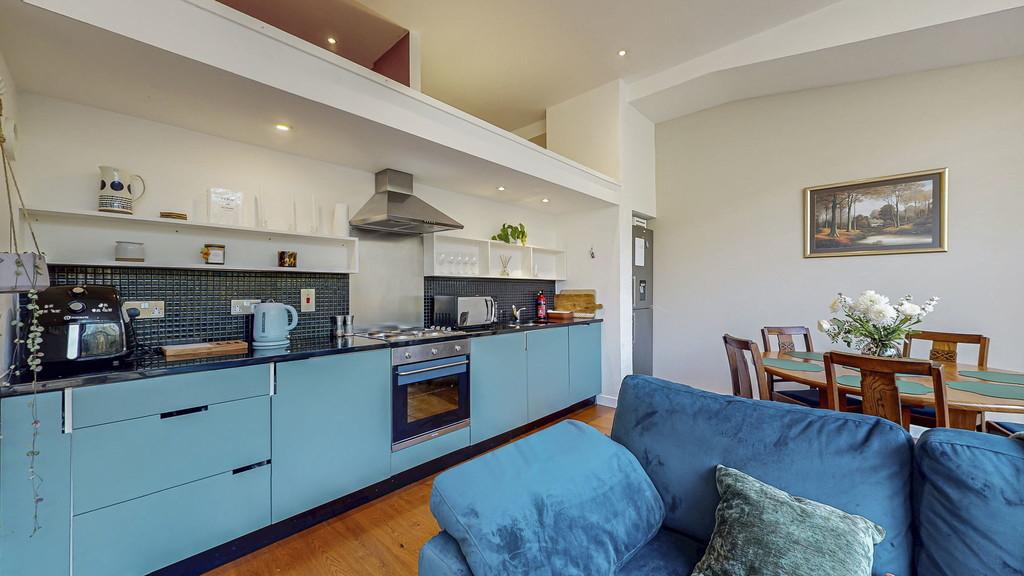 29-web-or-mls-145 Albion Street Flat 1.9 37