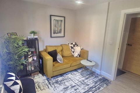 undefined, Stunning 5 Bedroom Apartment 26/27 Academic Year - Derby Road, Nottingham, NG7 1PR