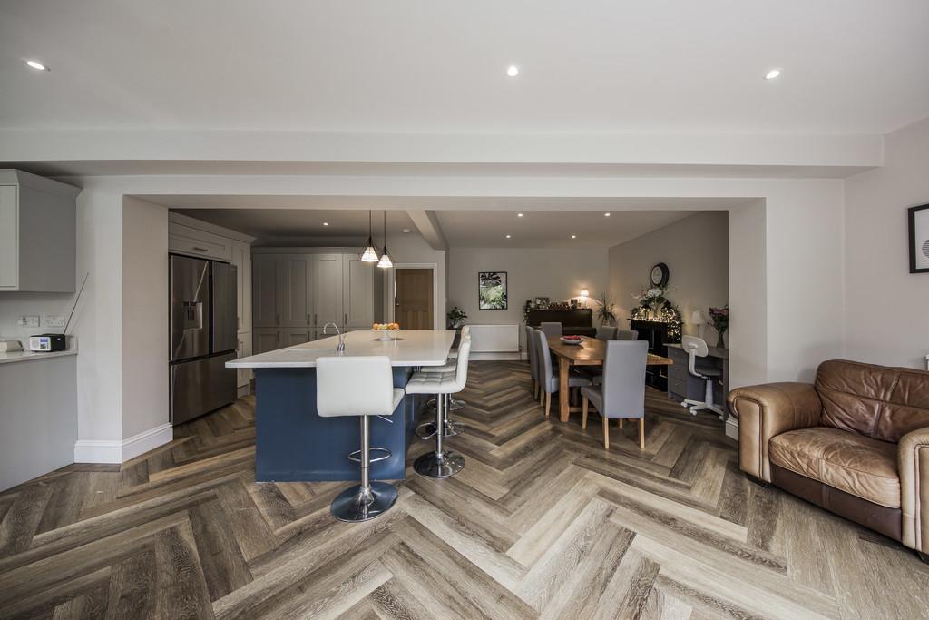 Kitchen - Dining