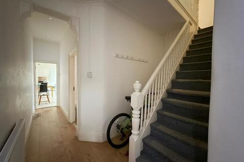 5 bedroom terraced house for sale, Winchester Avenue, West End, Leicester, LE3
