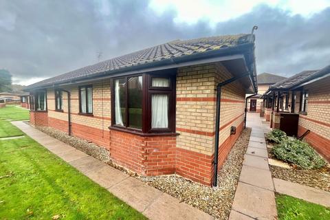1 bedroom semi-detached bungalow for sale, Leiden Fields, Spalding