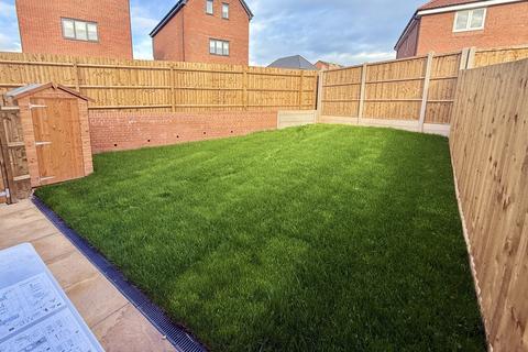 3 bedroom semi-detached house to rent, Thomas Blakemore Way , Priorslee, Telford