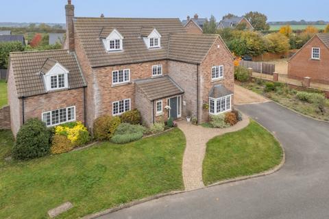 6 bedroom detached house for sale, Wicklewood, Wymondham