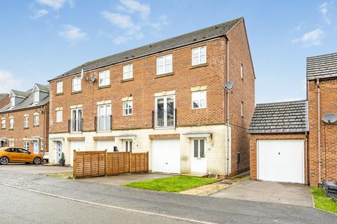 4 bedroom end of terrace house for sale, Boylan Road, Coalville LE67