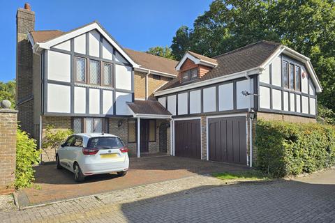 undefined, Saxon Place, Lymington SO41