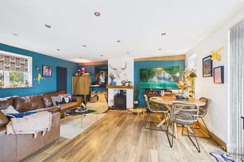 3 bedroom cottage for sale, Over Lane, Belper