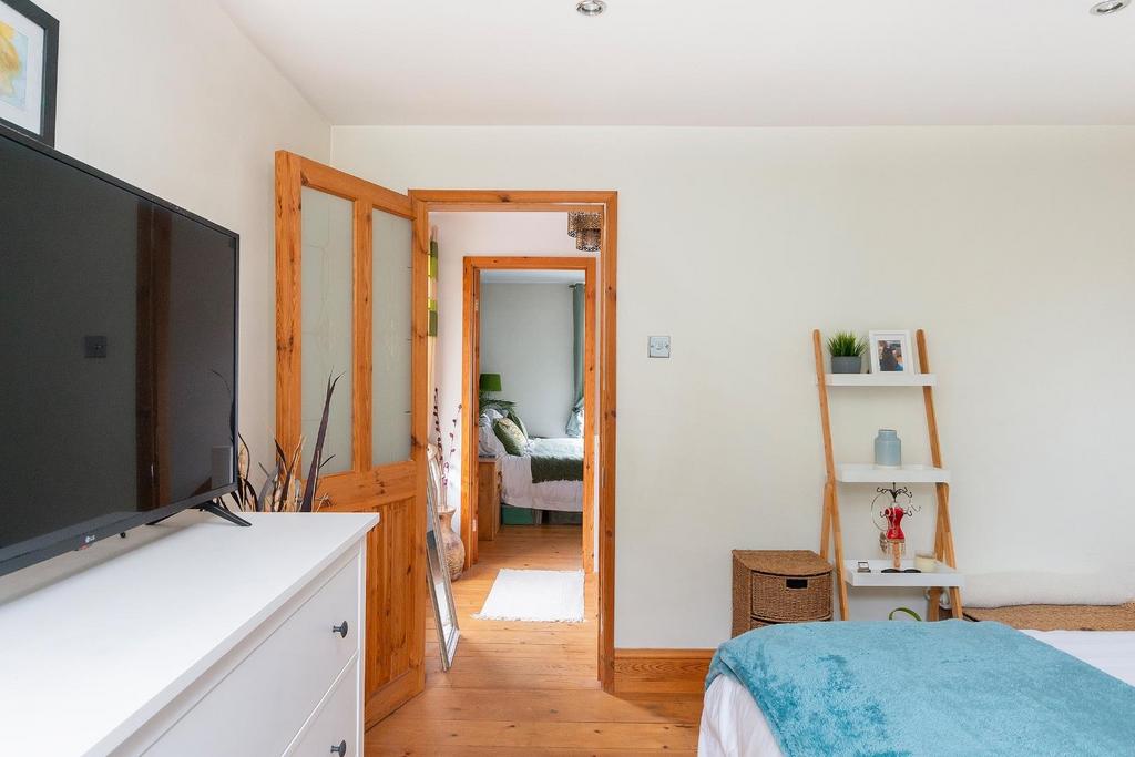 2 S0 HTN - Bedroom E.jpg