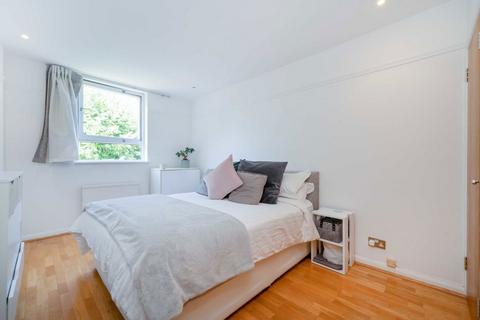 2 bedroom flat to rent, Upper Park Road, London NW3