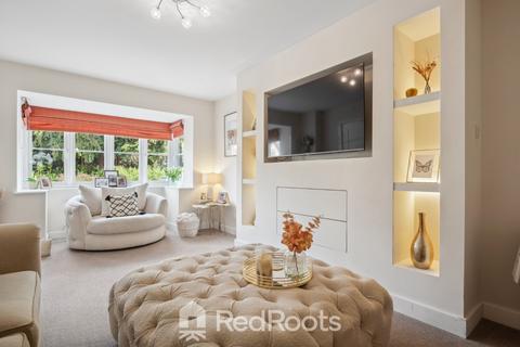 4 bedroom detached house for sale, Weavers Mill Way, Holmfirth HD9