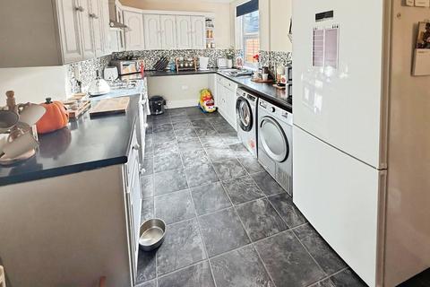 2 bedroom terraced house for sale, Birches Head Road, Staffordshire ST1