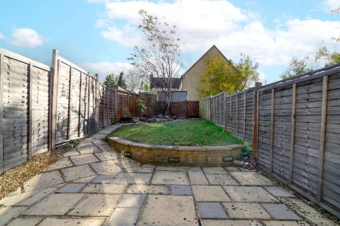 3 bedroom end of terrace house for sale, Capel Road, Watford WD19