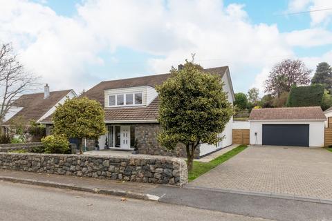 undefined, Clos De Ruette Braye, Ruette Braye, St Peter Port, Guernsey