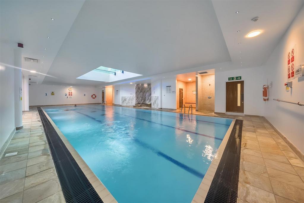 Swimming Pool:
