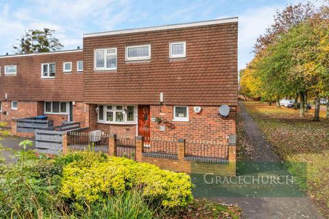 44 Gant Court, Waltham Abbey, EN9 3DY