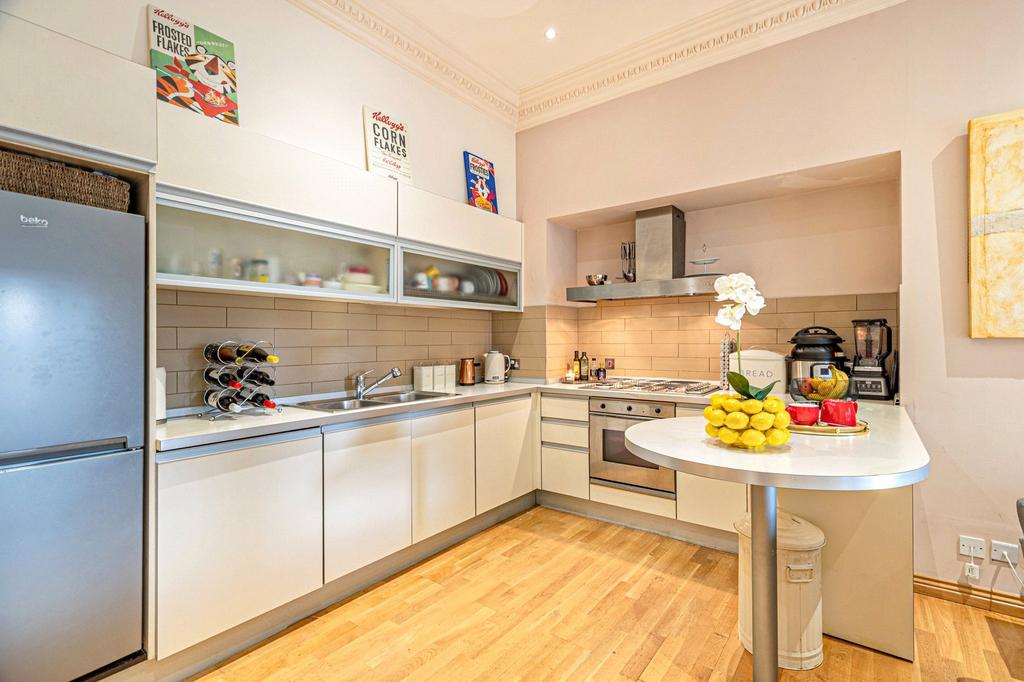 Apartment in Glasgow - View 3