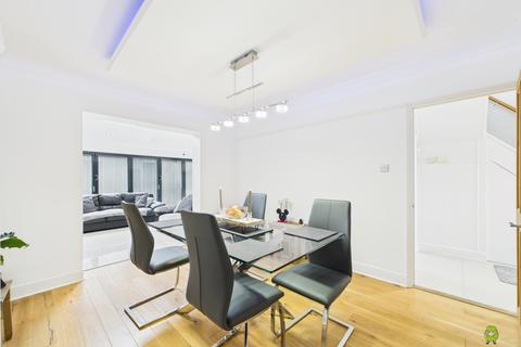 undefined, Cumberland Drive, Bexleyheath, Kent, DA7