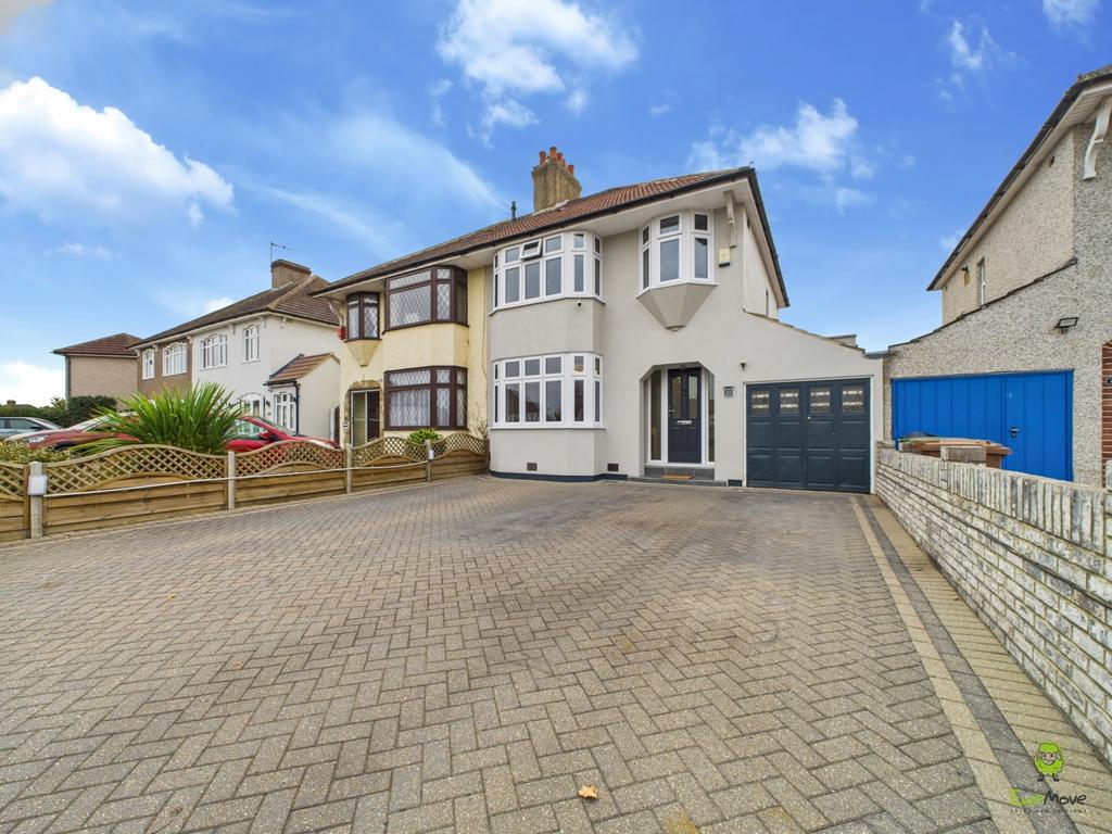Presented by Clinton at Ewe Move Bexleyheath and Da