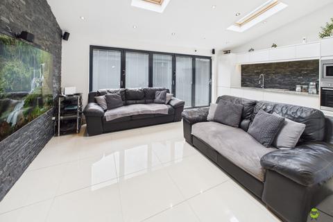 undefined, Cumberland Drive, Bexleyheath, Kent, DA7
