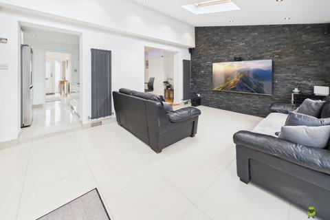 undefined, Cumberland Drive, Bexleyheath, Kent, DA7