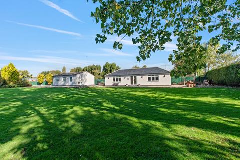 5 bedroom detached house for sale, Smeaton Lane, Stretton Under Fosse, Rugby Warwickshire CV23 0PS